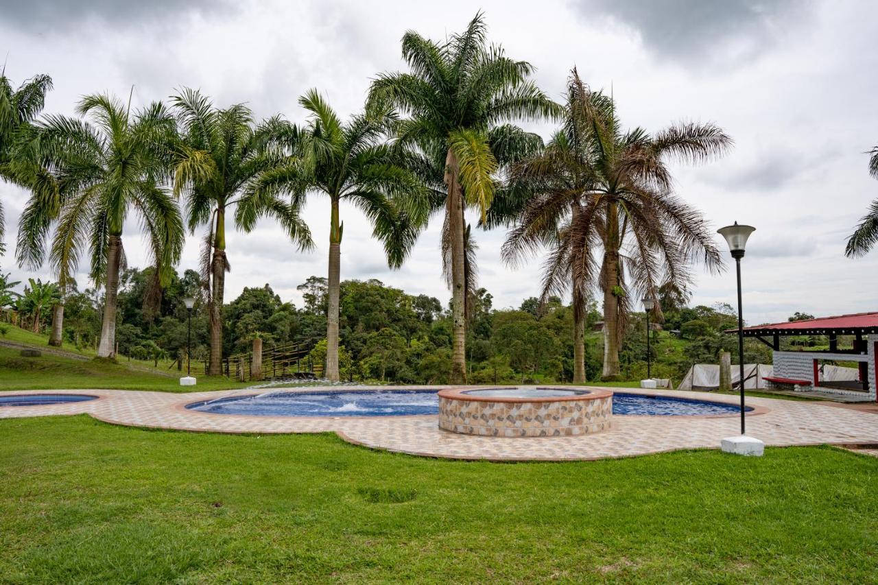 Rancho Chihuahua Filandia Exterior foto
